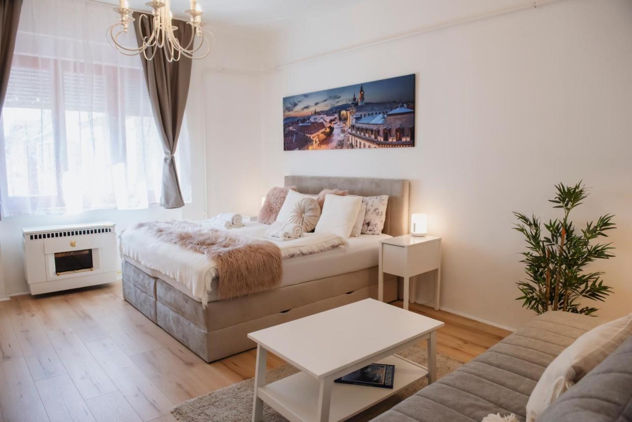Heart Of Pecs Apartman Free Parking Pécs Exterior foto