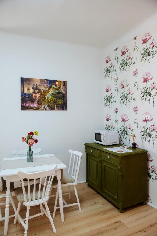 Heart Of Pecs Apartman Free Parking Pécs Exterior foto