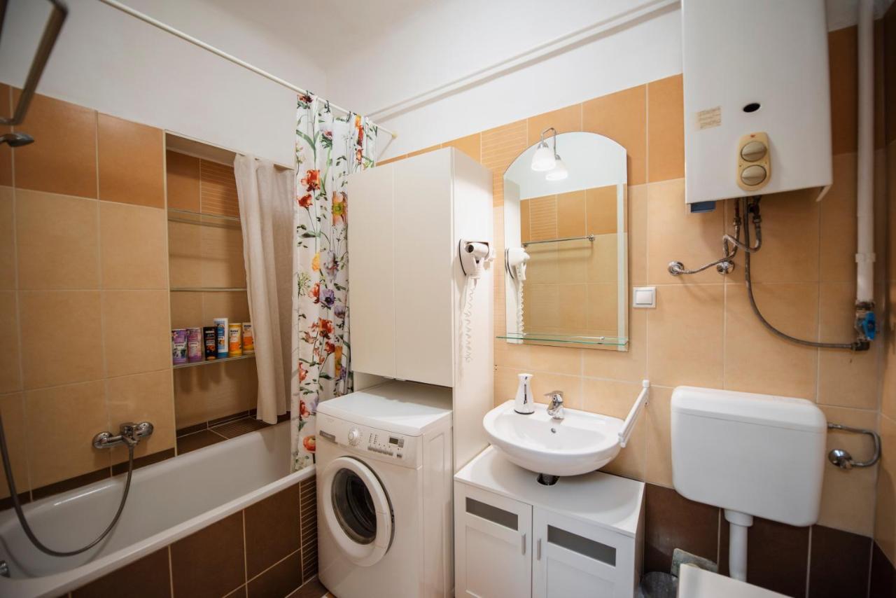 Heart Of Pecs Apartman Free Parking Pécs Exterior foto